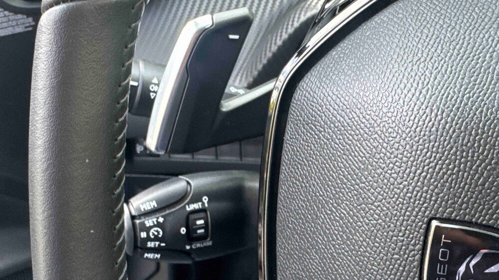 Occasion PEUGEOT 208 208 Hybrid 100 e-DCS6 - Allure