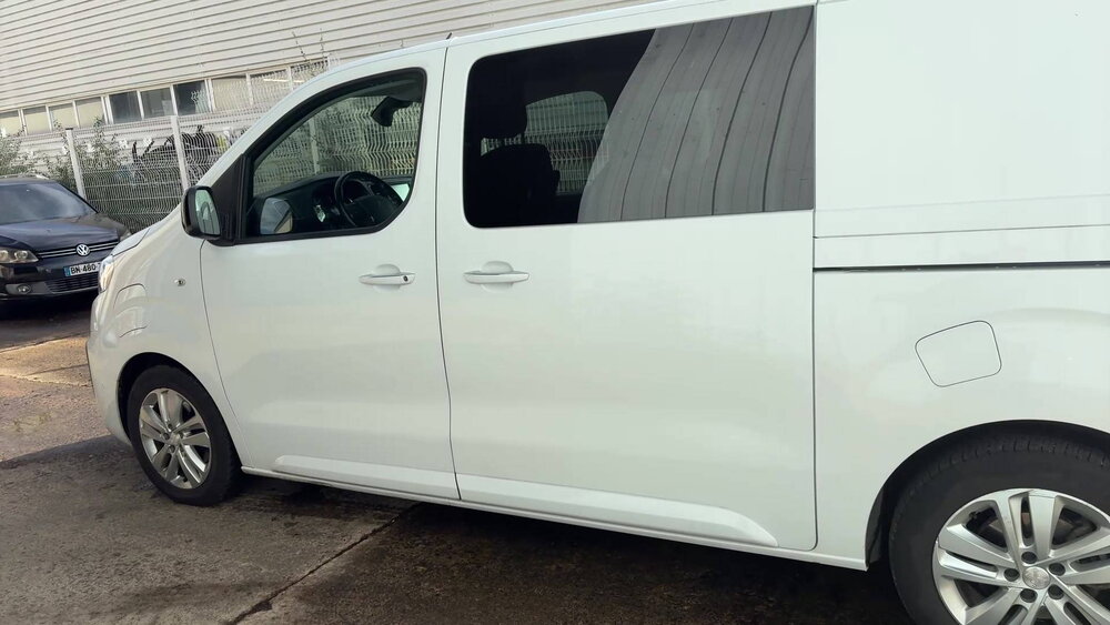 Occasion PEUGEOT Expert EXPERT CA FIXE M ELECTRIQUE 75KWH 136CH