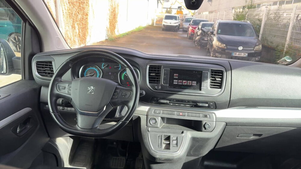 Occasion PEUGEOT Expert EXPERT CA FIXE M ELECTRIQUE 75KWH 136CH