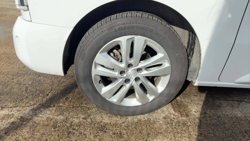Occasion PEUGEOT Expert EXPERT CA FIXE M ELECTRIQUE 75KWH 136CH
