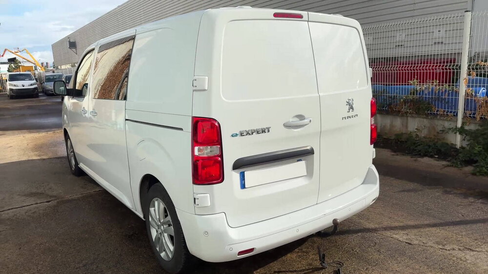 Occasion PEUGEOT Expert EXPERT CA FIXE M ELECTRIQUE 75KWH 136CH