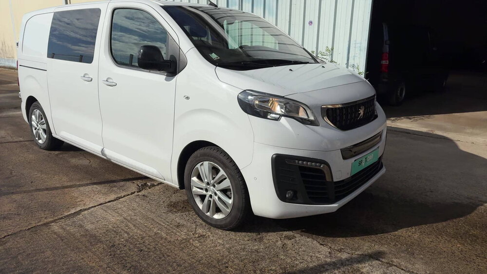 Occasion PEUGEOT Expert EXPERT CA FIXE M ELECTRIQUE 75KWH 136CH