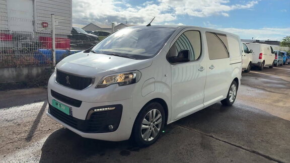 Occasion PEUGEOT Expert EXPERT CA FIXE M ELECTRIQUE 75KWH 136CH