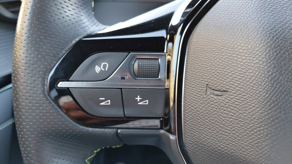 Occasion PEUGEOT 208 208 Electrique 50 kWh 136ch - GT