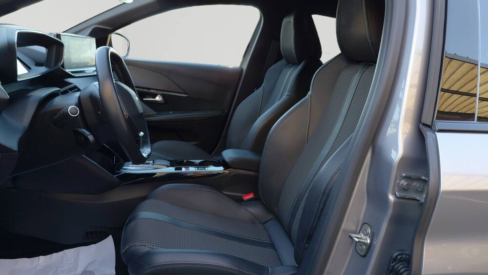 Occasion PEUGEOT 208 208 Electrique 50 kWh 136ch - GT