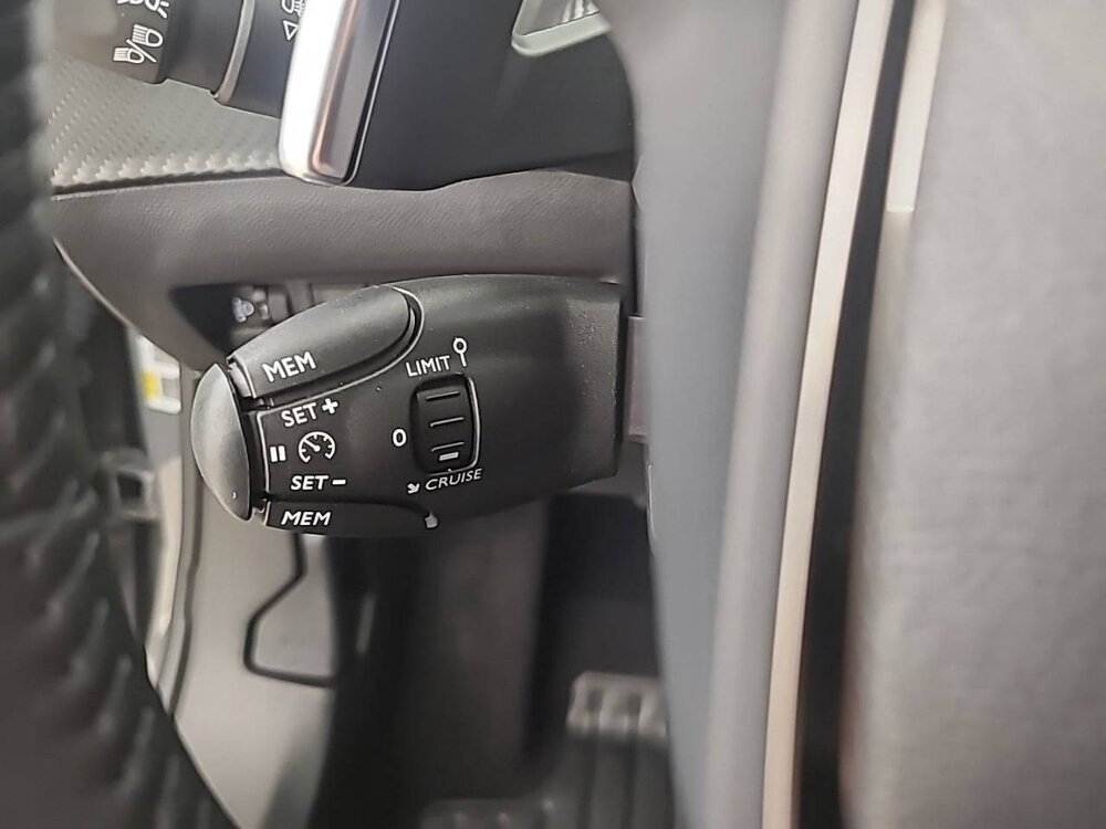 Occasion PEUGEOT 2008 2008 Hybrid 145 e-DCS6 - ENVY