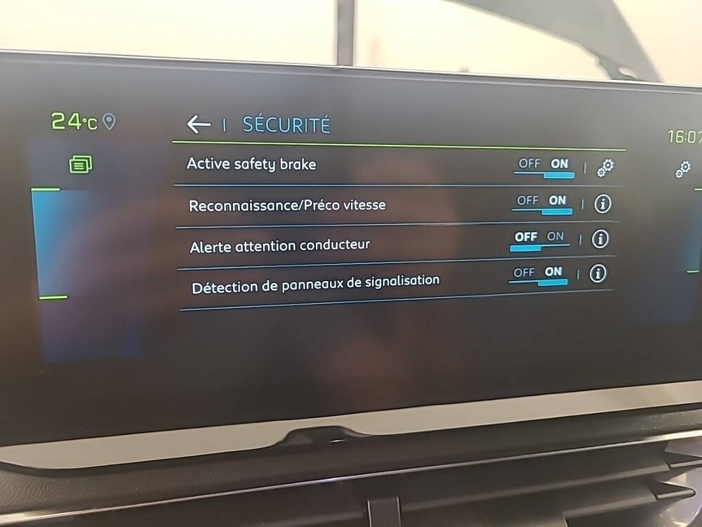 Occasion PEUGEOT 3008 3008 Hybrid 225 e-EAT8 - Allure Pack