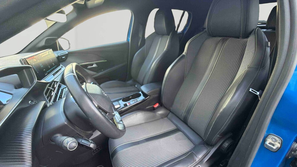 Occasion PEUGEOT 208 208 Electrique 50 kWh 136ch - GT