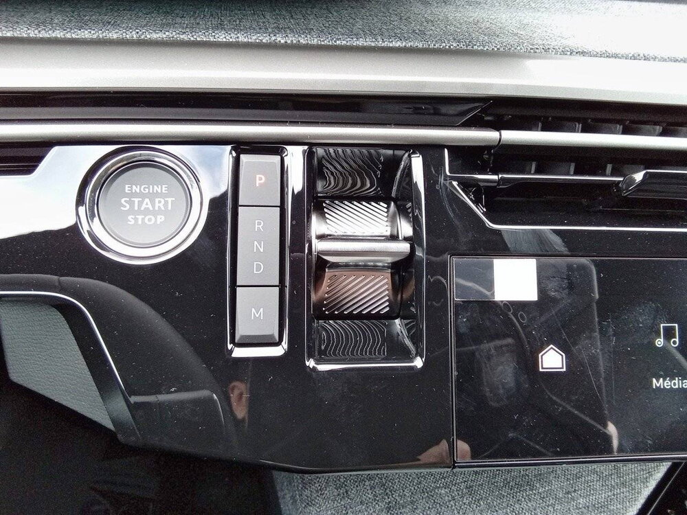 Occasion PEUGEOT 3008 3008 Hybrid 145 e-DCS6 - Allure