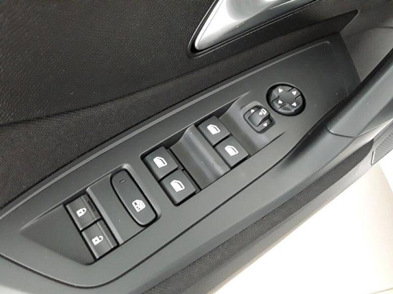 Occasion PEUGEOT 308 308 SW PureTech 130ch S&S BVM6 - Active Pack