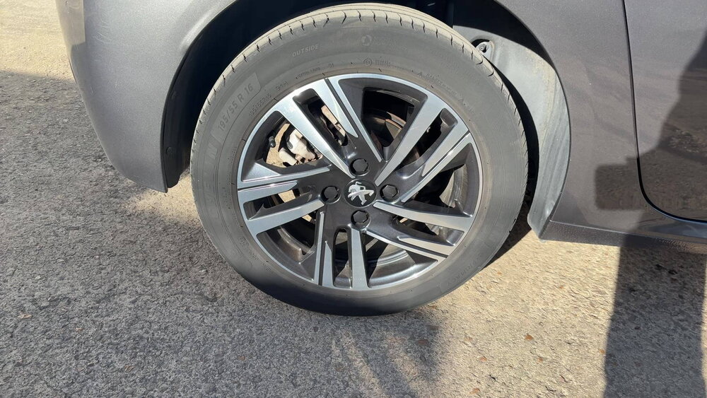 Occasion PEUGEOT 208 208 PureTech 100 S&S EAT8 - Allure Pack