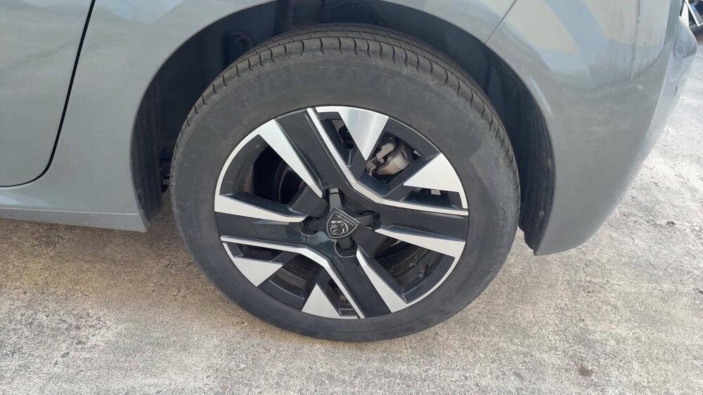 Occasion PEUGEOT 208 208 PureTech 100 S&S BVM6 - Allure