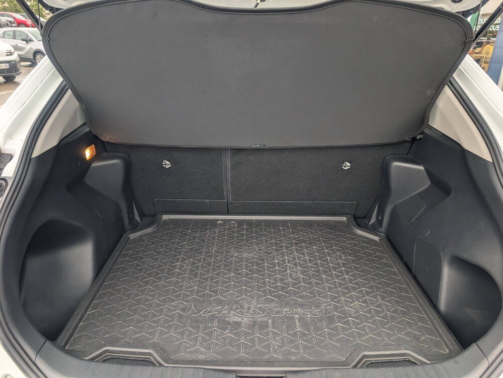 Occasion TOYOTA Yaris Yaris Cross Hybride 116h 2WD - Design