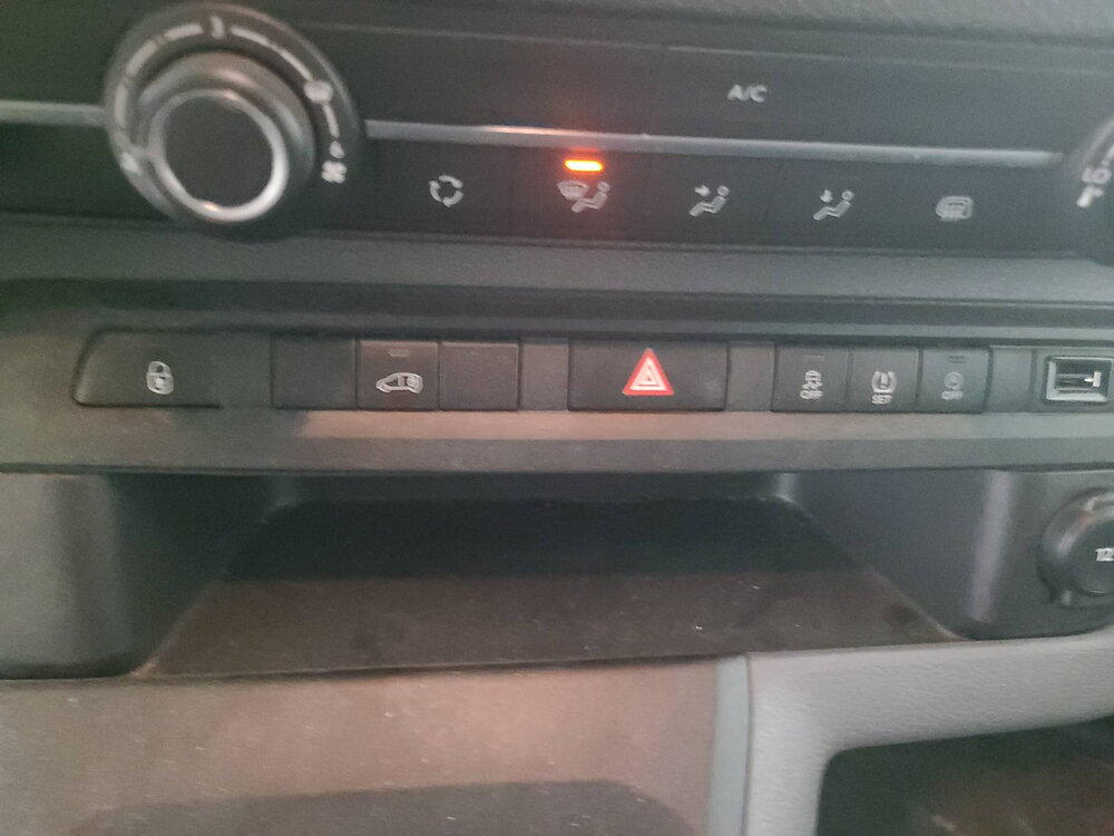 Occasion CITROEN Jumpy JUMPY FGN M BLUEHDI 120 S&S BVM6 - CLUB 340 NM