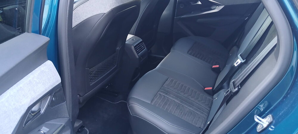 Occasion PEUGEOT 3008 3008 Hybrid 136 e-DCS6 - GT