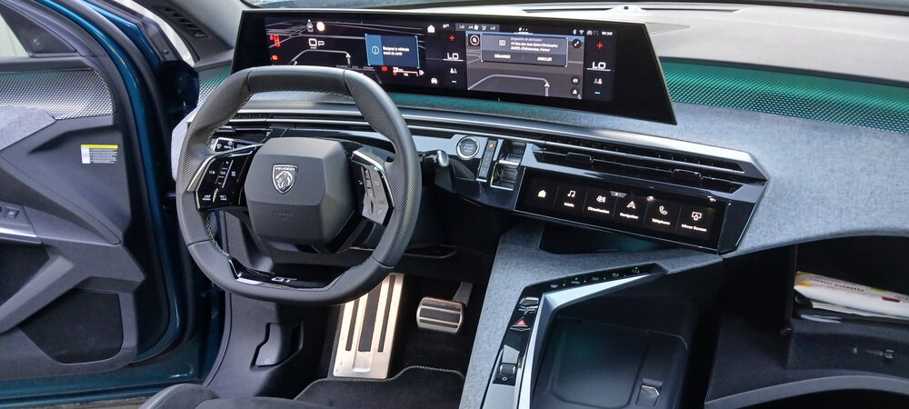 Occasion PEUGEOT 3008 3008 Hybrid 136 e-DCS6 - GT