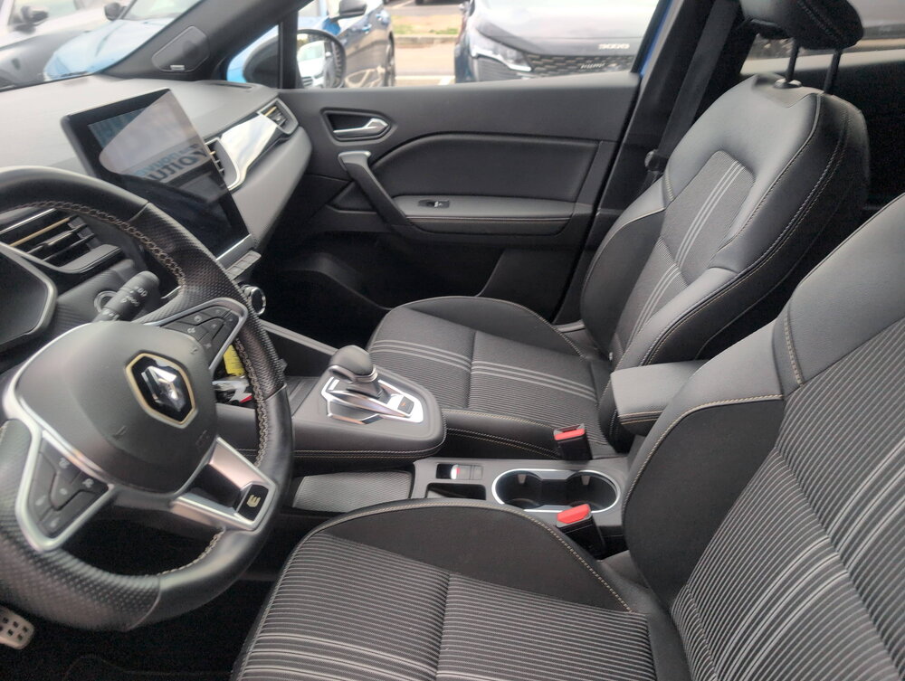 Occasion RENAULT Captur Captur E-Tech full hybrid 145 - Engineered