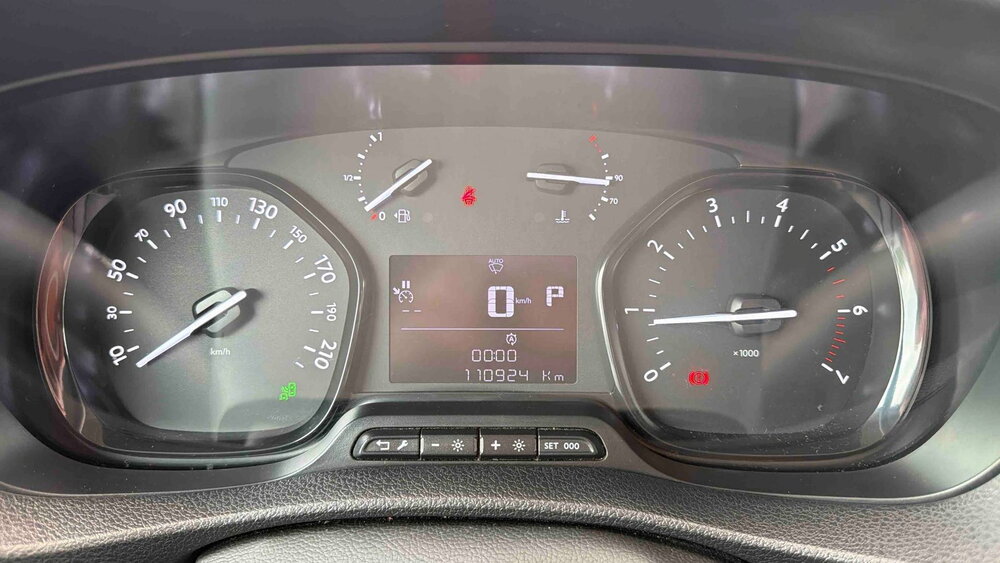Occasion PEUGEOT Expert EXPERT CA STANDARD BLUEHDI 180 S&S EAT8 - FIXE ASPHALT