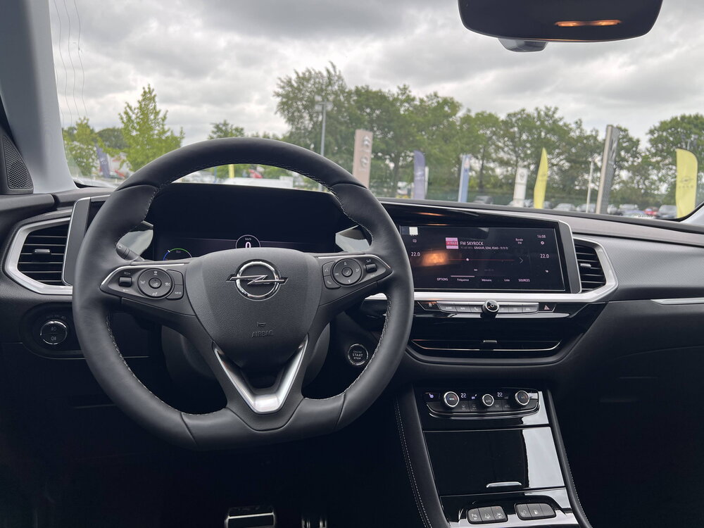 Occasion OPEL Grandland Grandland Hybrid 225 ch BVA8 - Elegance Business