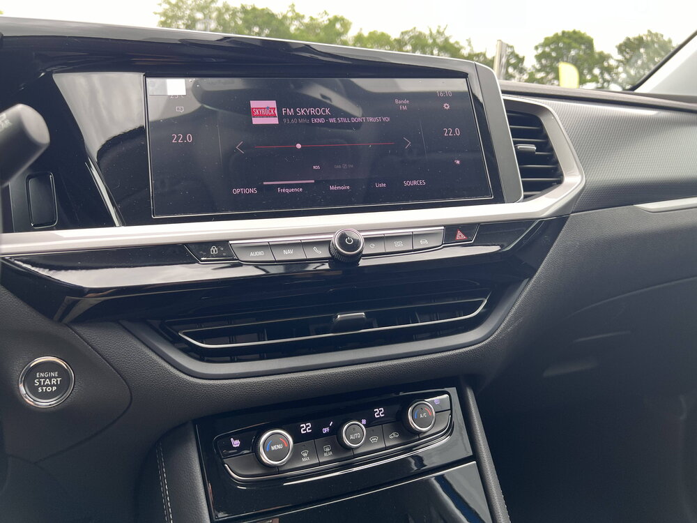 Occasion OPEL Grandland Grandland Hybrid 225 ch BVA8 - Elegance Business