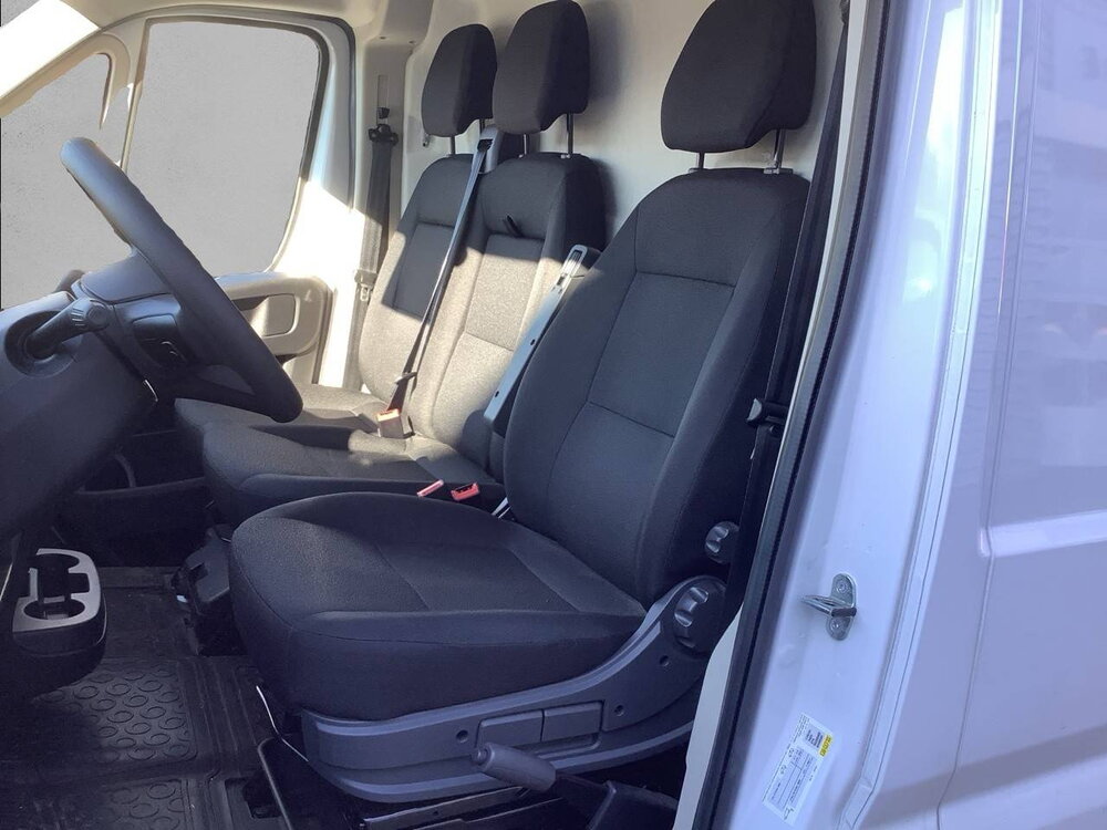 Occasion PEUGEOT Boxer BOXER FOURGON TOLE 3.5 T L2H2 140 S&S BVM6