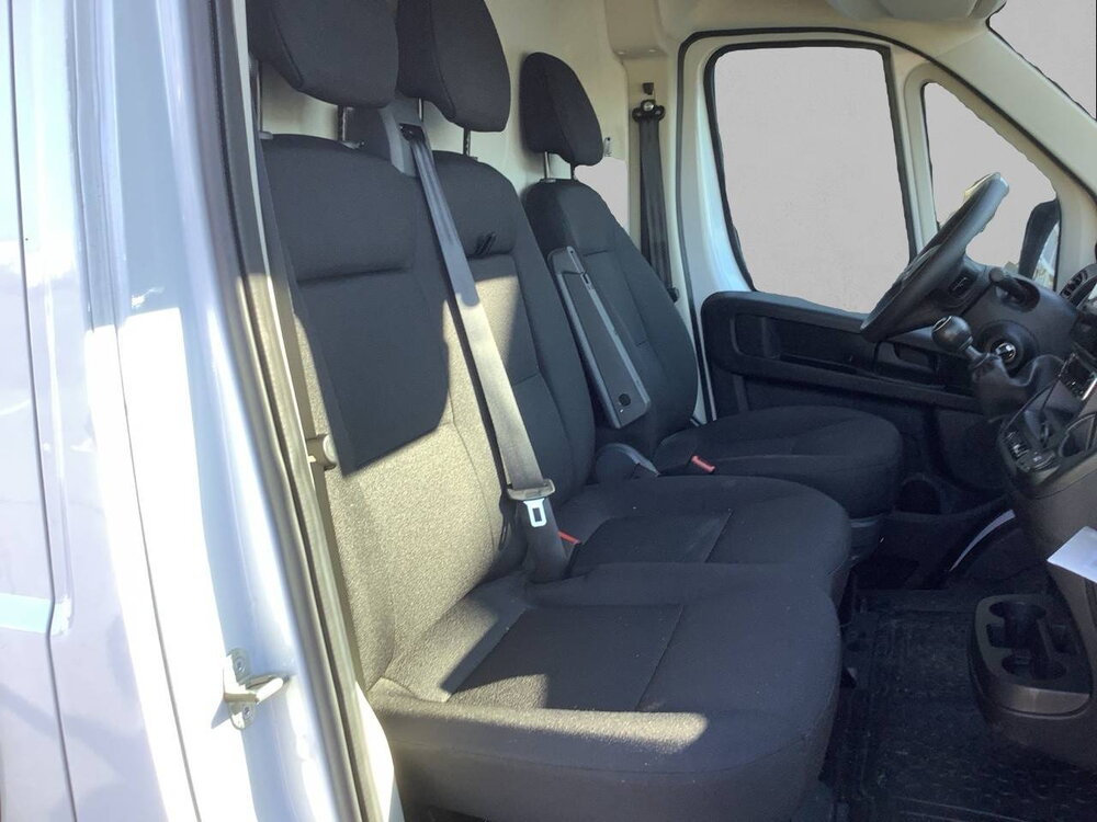 Occasion PEUGEOT Boxer BOXER FOURGON TOLE 3.5 T L2H2 140 S&S BVM6