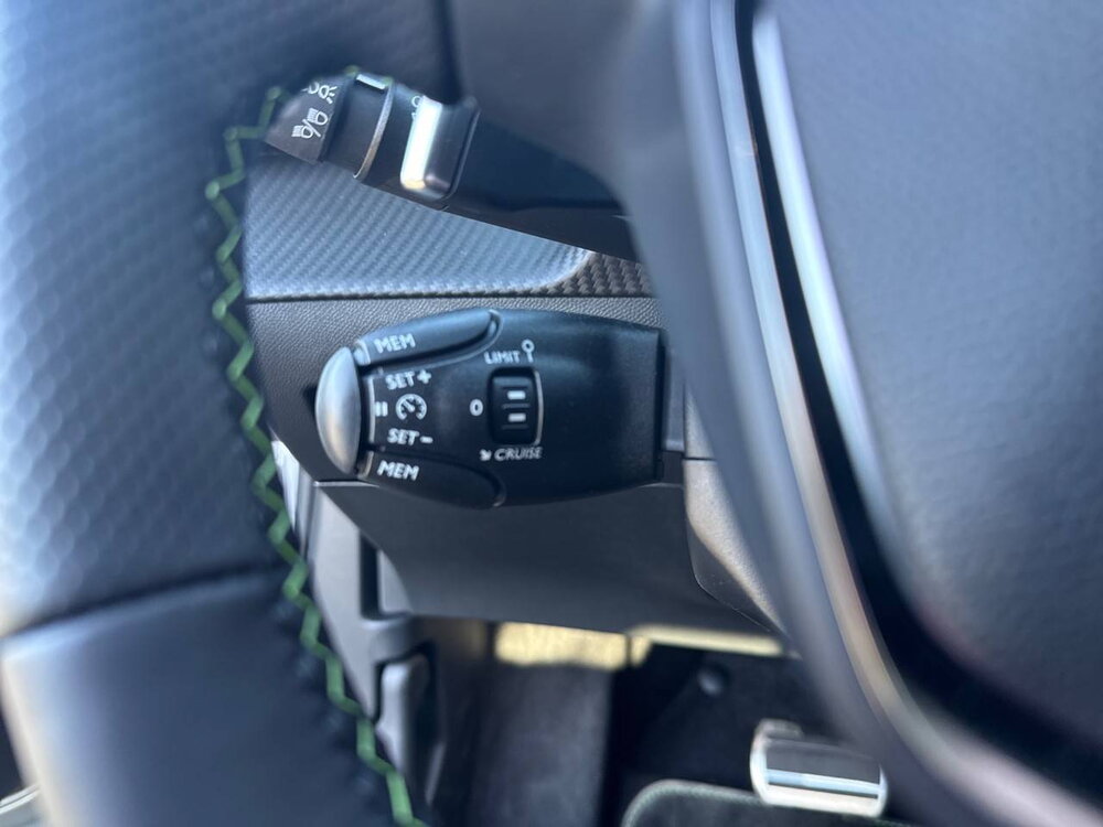 Occasion PEUGEOT 2008 2008 Hybrid 145 e-DCS6 - GT
