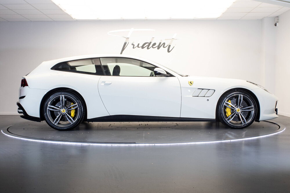 Occasion FERRARI ferrari gtc4 lusso GTC4 Lusso V12 6.0 690ch