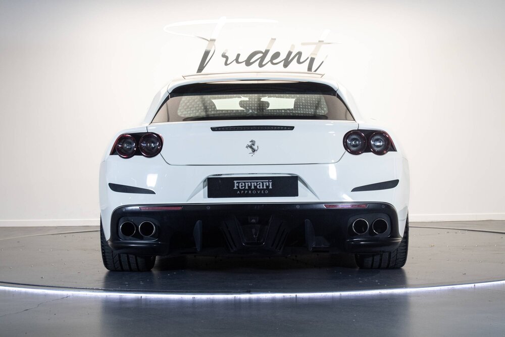 Occasion FERRARI ferrari gtc4 lusso GTC4 Lusso V12 6.0 690ch