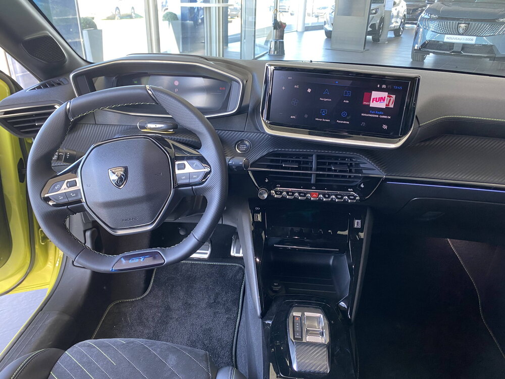 Occasion PEUGEOT 208 208 Electrique 50 kWh 136ch - GT
