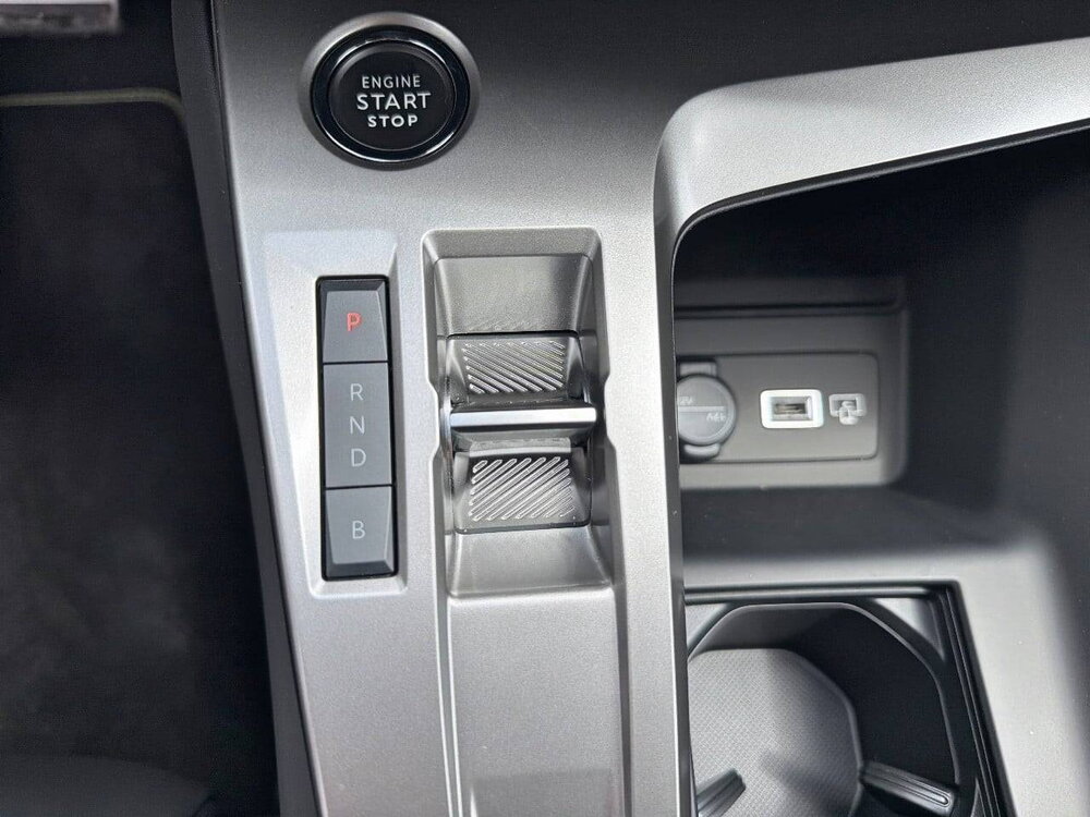 Occasion PEUGEOT 408 408 Hybrid 145 e-DCS6 - GT
