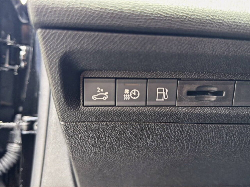 Occasion PEUGEOT 408 408 Hybrid 145 e-DCS6 - GT
