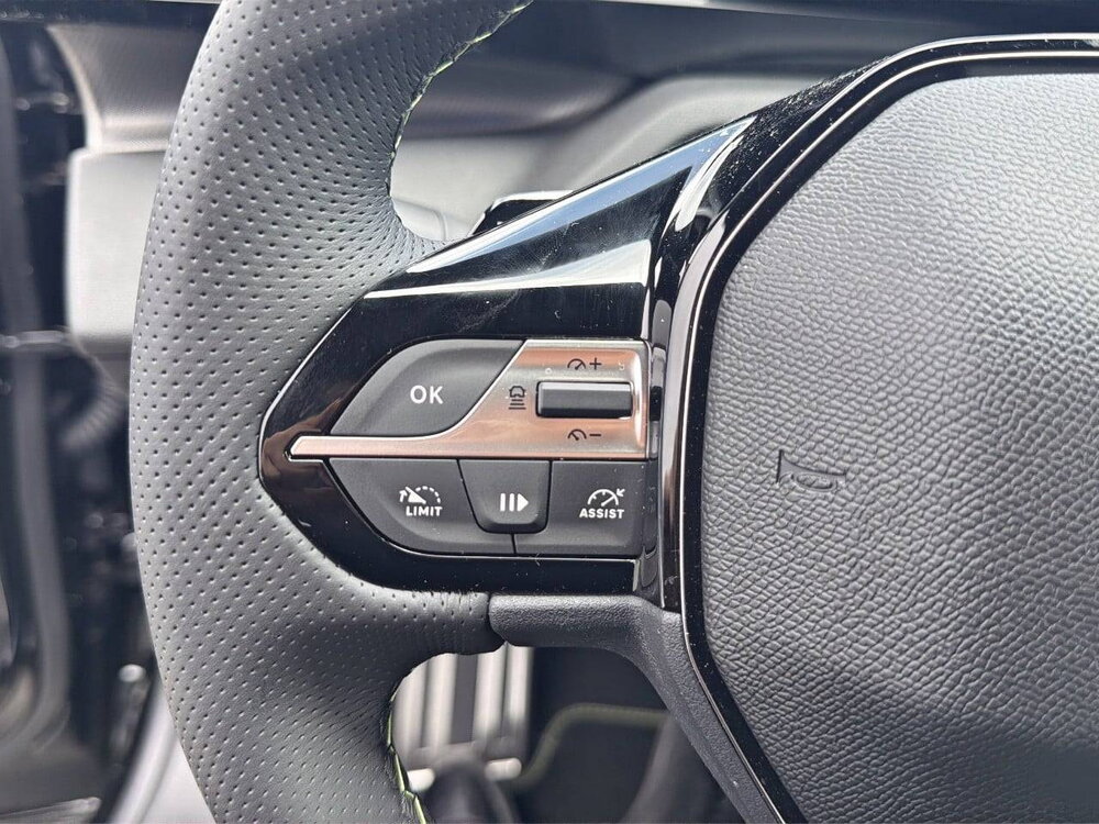 Occasion PEUGEOT 408 408 Hybrid 145 e-DCS6 - GT