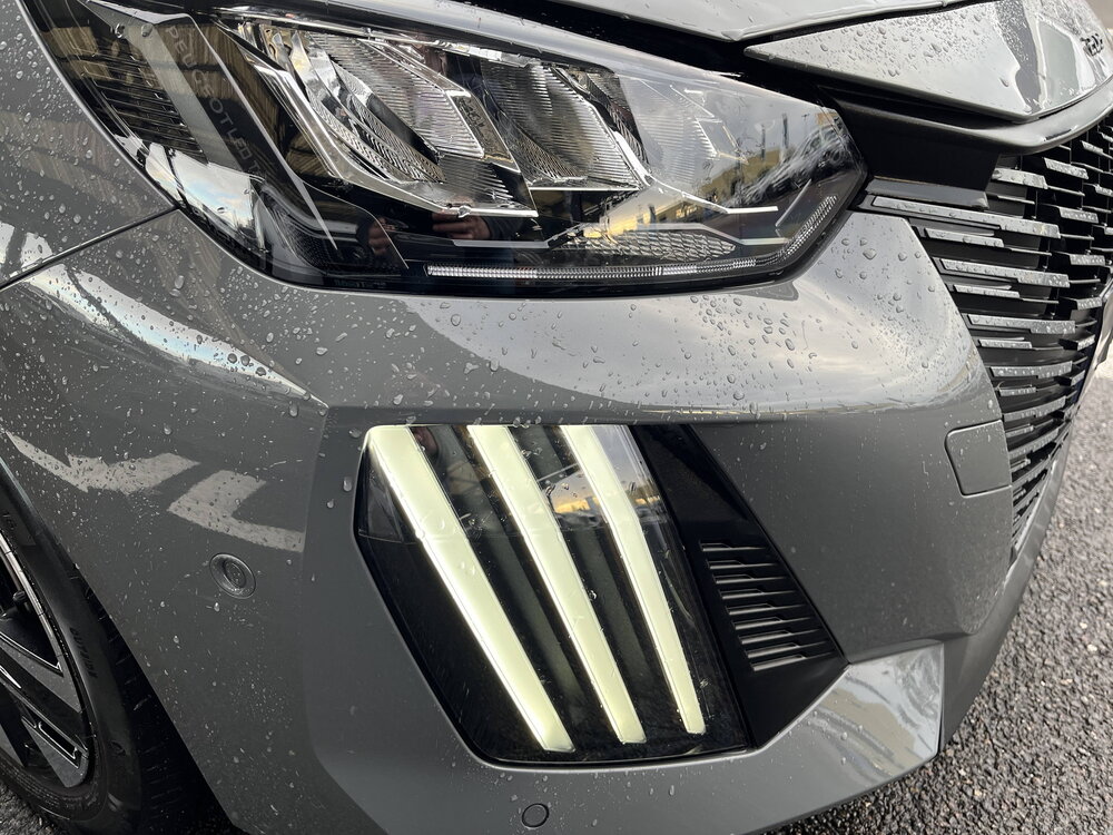 Occasion PEUGEOT 208 208 Hybrid 136 e-DCS6 - Allure