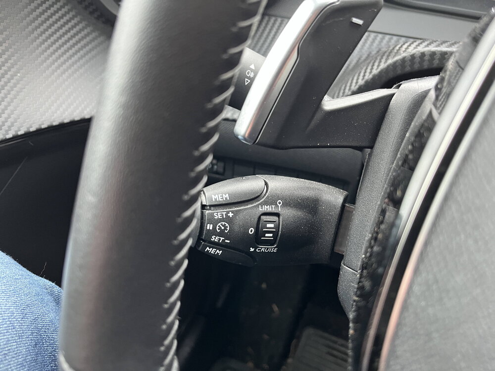 Occasion PEUGEOT 208 208 Hybrid 136 e-DCS6 - Allure
