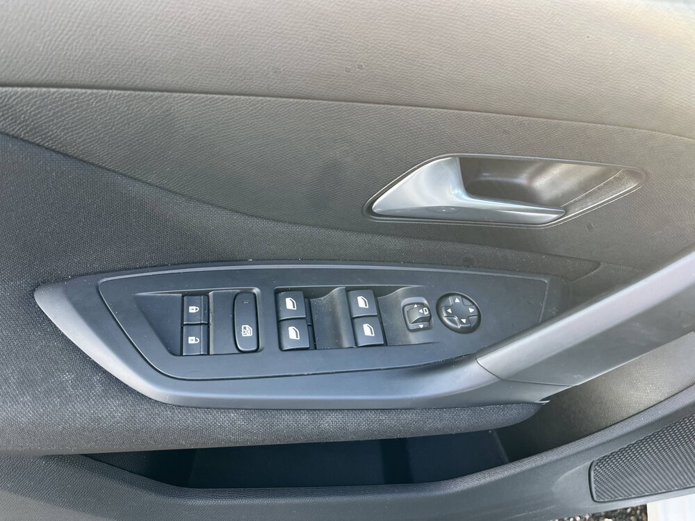 Occasion PEUGEOT 308 308 Hybrid 136 e-DCS6 - Style