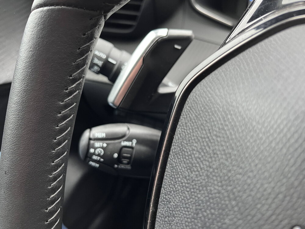 Occasion PEUGEOT 208 208 Hybrid 100 e-DCS6 - Allure