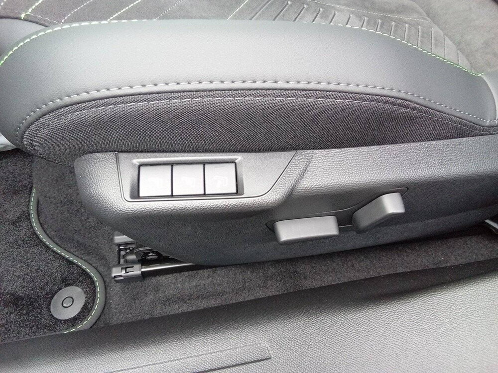 Occasion PEUGEOT 2008 2008 Hybrid 145 e-DCS6 - GT Exclusive