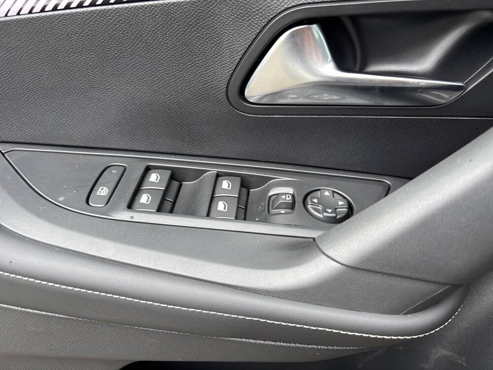 Occasion PEUGEOT 2008 2008 Hybrid 145 e-DCS6 - Allure