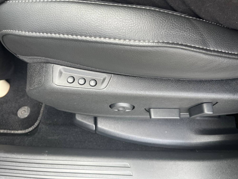 Occasion DS DS 7 Crossback DS7 Crossback Hybride E-Tense 300 EAT8 4x4 - Rivoli