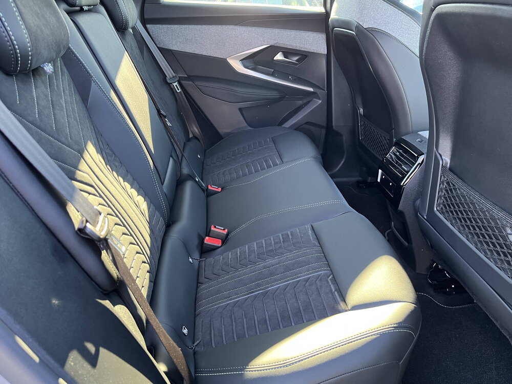 Occasion PEUGEOT 3008 3008 Electrique 73 kWh 210 ch - GT