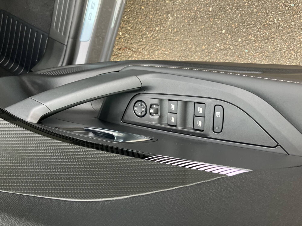Occasion PEUGEOT 2008 2008 Hybrid 145 e-DCS6 - série spéciale ENVY