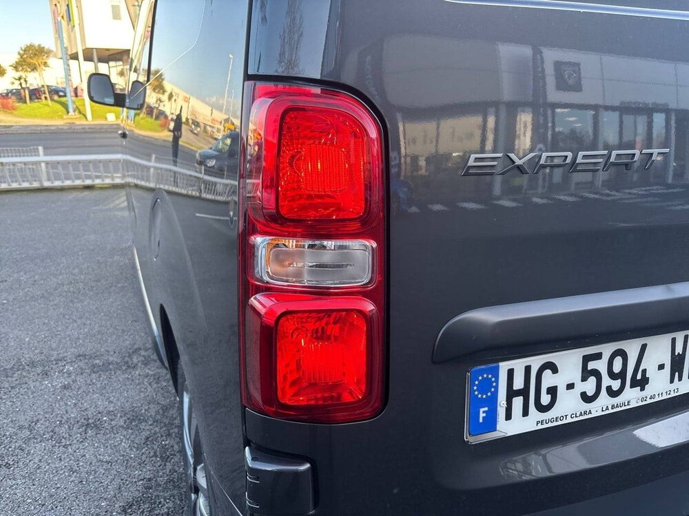 Occasion PEUGEOT Expert EXPERT CA FIXE M BLUEHDI 145 S&S EAT8