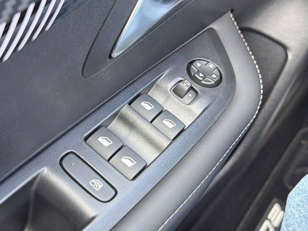 Occasion PEUGEOT 208 208 Hybrid 110 e-DCS6 - Allure
