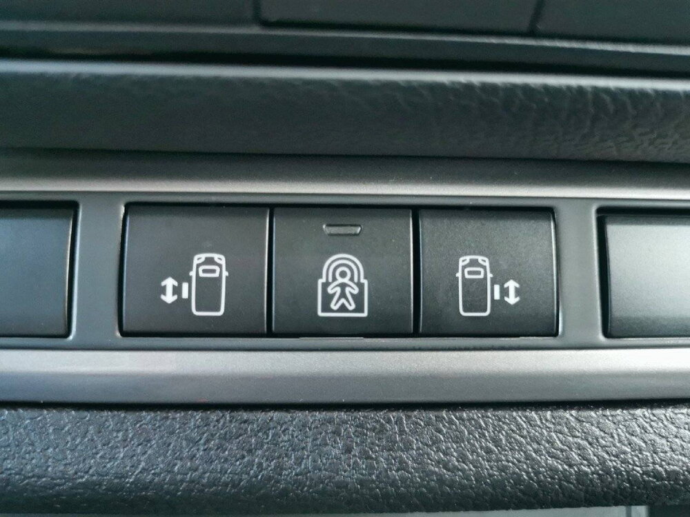 Occasion PEUGEOT Traveller Traveller M Diesel 180 ch Automatique - Business Pack