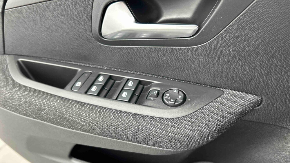 Occasion PEUGEOT 208 208 Hybrid 110 ch e-DCS6 - Style